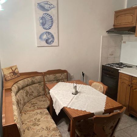 Apartmani Nina Crikvenica Esterno foto