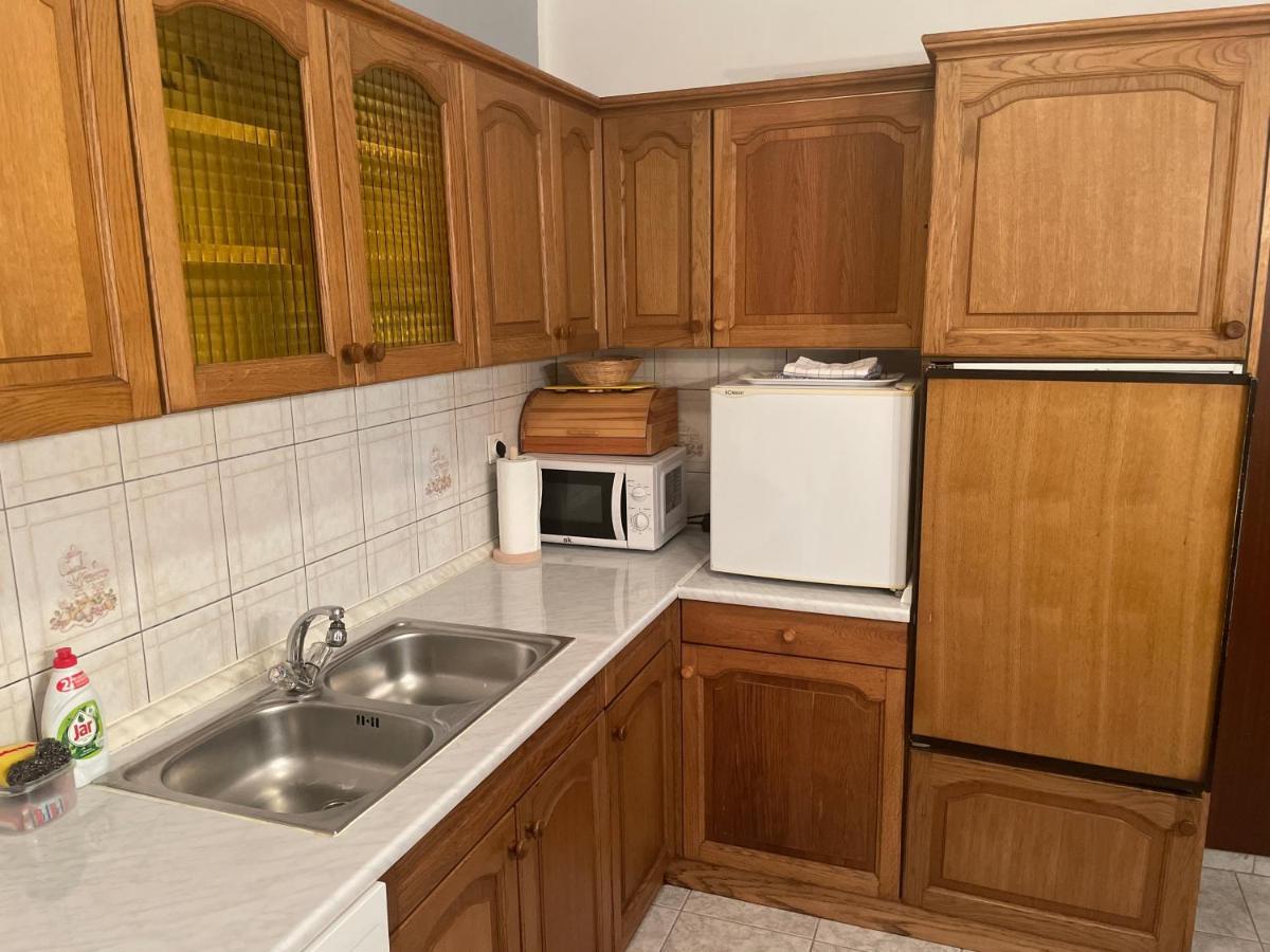 Apartmani Nina Crikvenica Esterno foto