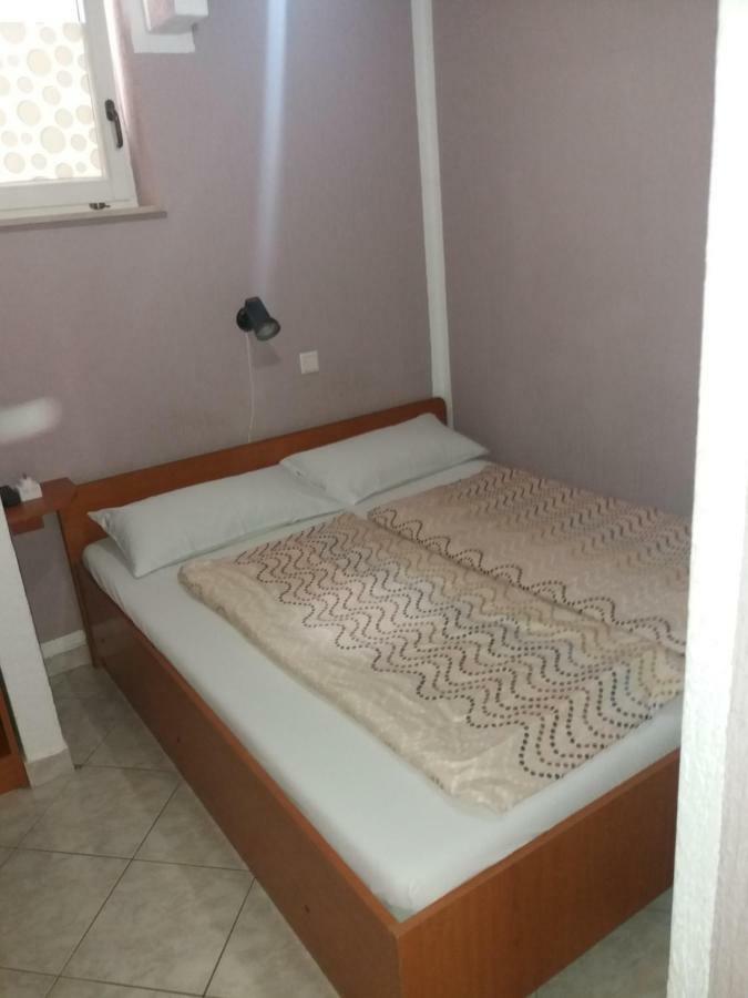 Apartmani Nina Crikvenica Esterno foto